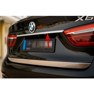 Chroomstrip boven de kentekenplaat BMW X6 F16 2014–2019 foto 1