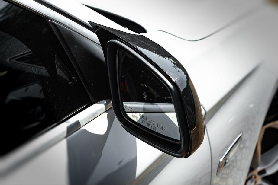 BMW 5 Serie F10/F11 2010–2016 Spiegelkappen 2010-2013 M-Look (2 stuks) Foto 7