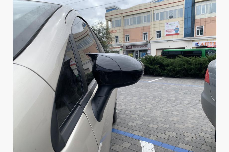 Fiat Punto Grande/EVO 2006–2018 Spiegelkappen BMW-Style (2 stuks) Foto 1