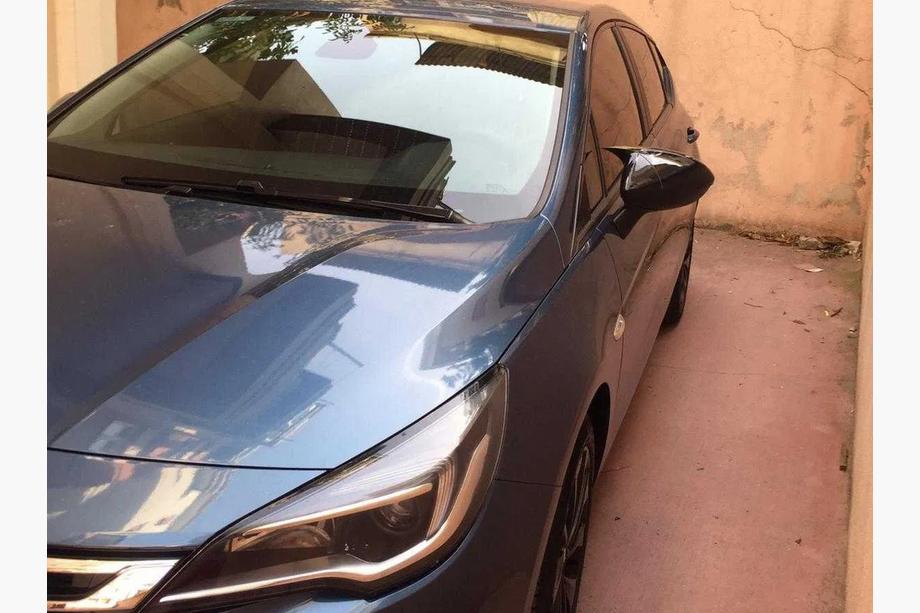 Opel Astra K 2016–2021 Spiegelkappen BMW-Style (2 stuks) Foto 10