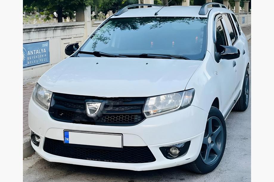 Renault Logan II 2013–2022 Spiegelkappen BMW-Style (2 stuks) Foto 4