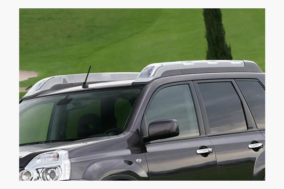 Nissan X-trail T31 2007–2014 Dakrails – origineel design (met verlichting) Image