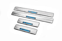 Nissan X-trail T32/Rogue 2014–2021 Libao LED instaplijsten (set 4 stuks, RVS) foto 1