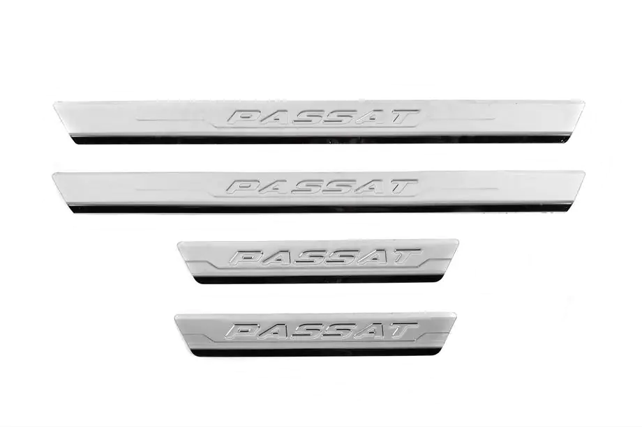 Volkswagen Passat B8 2015–2023 Carmos V3 instaplijsten (4 stuks, RVS) Image