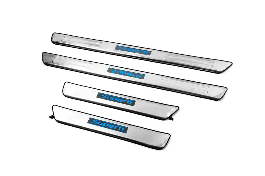 Skoda Superb 2009–2015 Libao RVS instaplijsten (4 stuks) Image