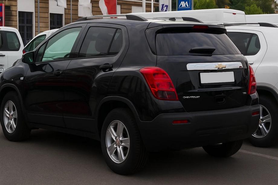 Chevrolet Trax 2012–2023 Chroomstrip boven kenteken Libao (ABS) Image