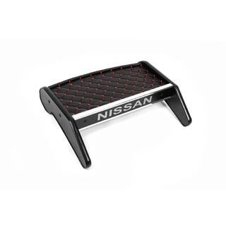 Dashboardplank (2010-2014, zwart met rood stiksel) Nissan Primastar 2002–2014 foto 3