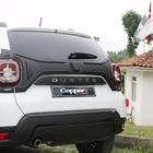 Renault Duster 2018–2024 Kunststof sierlijst voor kofferklep (3-delig) foto 1