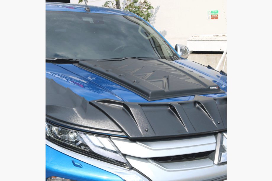 Mitsubishi L200 2015–2024 Motorkapcover (ABS) Image