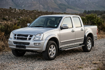 Isuzu D-Max 2002–2011 RedLine side steps (2007-2012, 2 st., aluminium) foto 1
