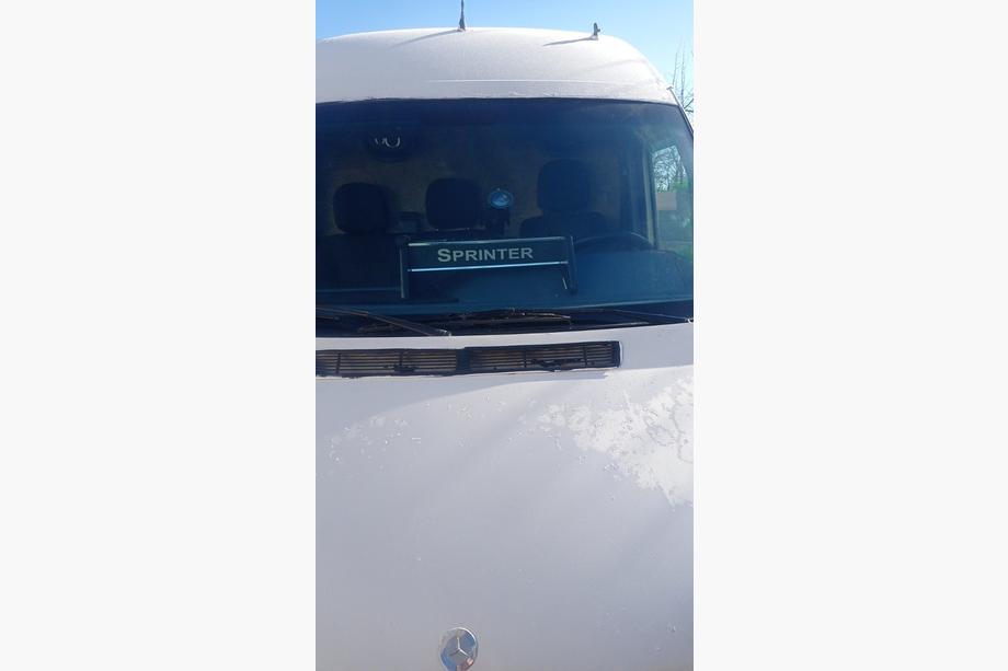 Mercedes Sprinter W901/902/903/904/905 1995–2006 Dashboardplank (1995-2000, zwart met rood stiksel) Foto 7