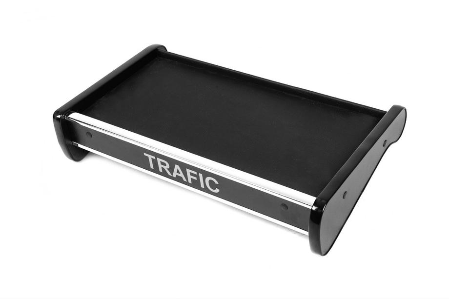 Renault Trafic 2001–2015 Dashboardplank (2001-2010, type-3) Image