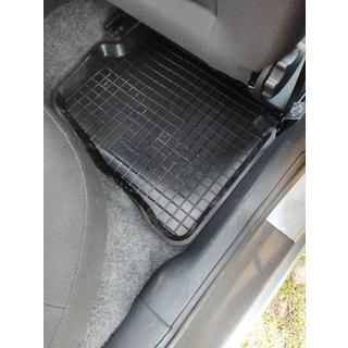 Rubberen vloermatten met opstaande rand (4 stuks, Polytep) Skoda Fabia 2000–2007 foto 3
