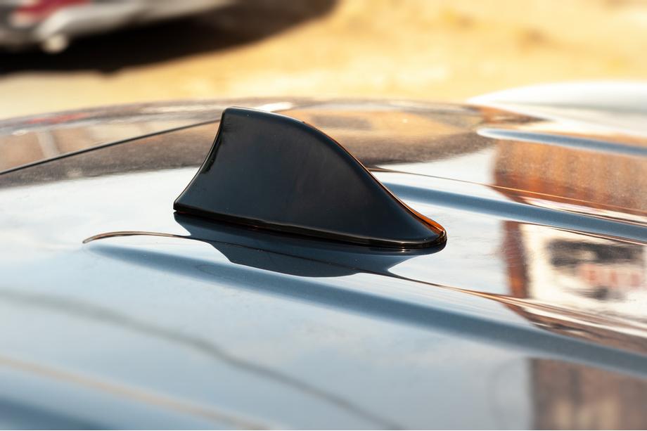 Sharkfin dakantenne (zwart, ABS) Foto 6