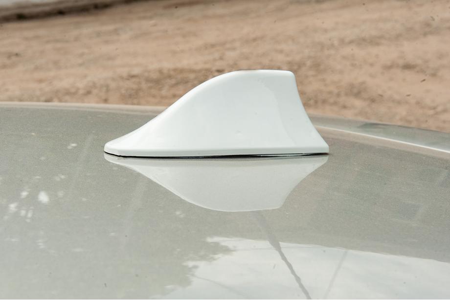 Sharkfin-antenne (wit, ABS) Foto 2