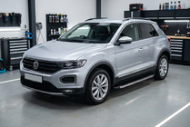 Volkswagen T-Roc 2017–2025 BlackLine side steps (2 stuks, aluminium) foto 1