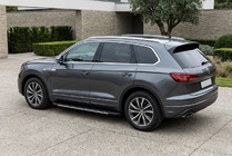 Volkswagen Touareg 2018– Side steps Bosphorus Grey (set van 2, aluminium) foto 1