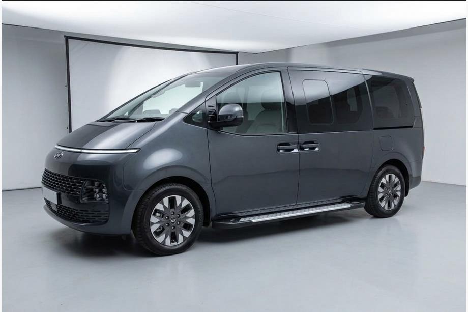 Hyundai Staria 2021– Side steps Allmond Grey (set van 2, aluminium) Image
