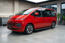 Hyundai Staria 2021– Maya V1 zijtreden (2 stuks, aluminium) foto 1