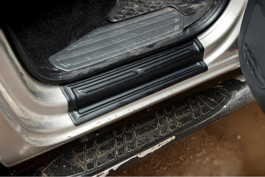 Volkswagen Amarok 2010–2022 EuroCap dorpellijsten (4 stuks, ABS) Foto 3