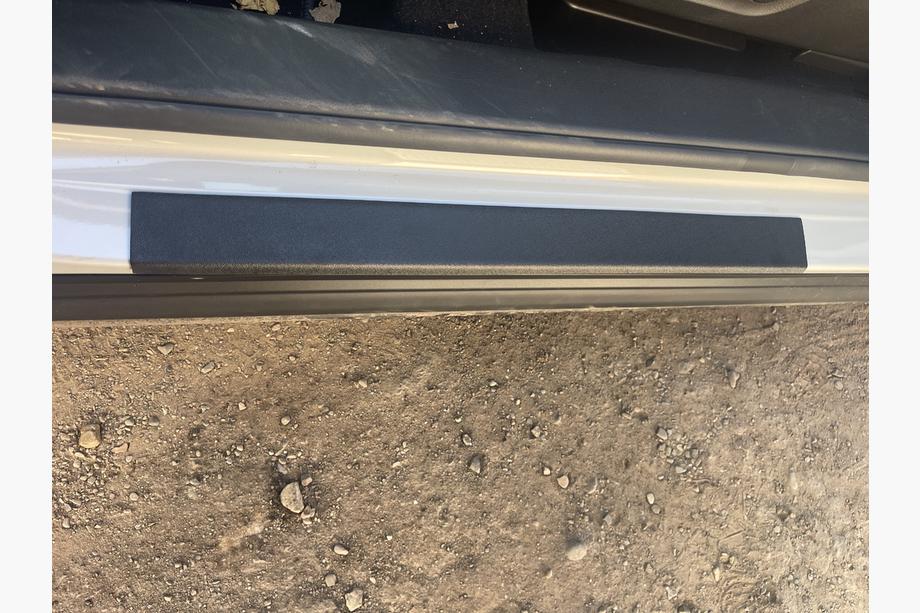 Mazda CX-30 2019– DDU Mat dorpellijstenset (2 stuks, kunststof) Foto 3