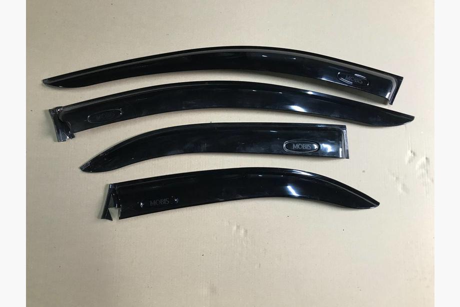 Kia Sorento I BL 2002–2009 AFGEPRIJS! Raamdeflectoren (4 stuks, Mobis) V2 Image