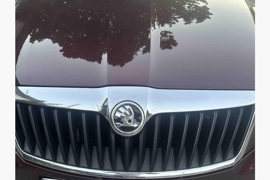 Skoda Embleem 5J0853621 (89 mm) Foto 1