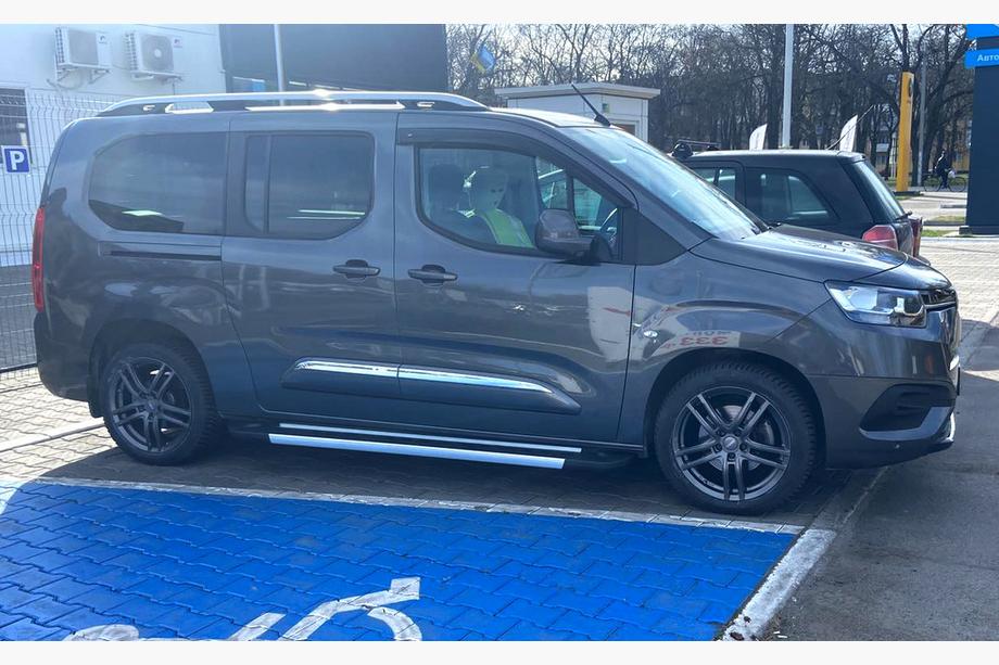 Toyota Proace City 2016– Side steps RedLine V1 (2 stuks, aluminium) Foto 3