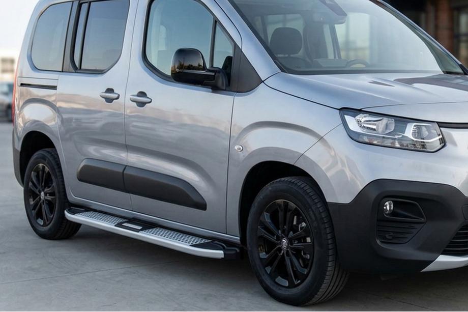 Toyota Proace City 2016– Mevsim Grey side steps (2 stuks, aluminium) Korte wielbasis Image