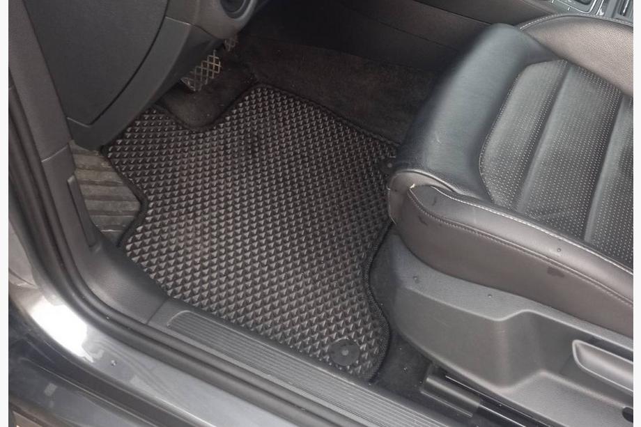 Volkswagen Golf 7/E-Golf 2012–2020 EVA automatten voor E-Golf (zwart) Image