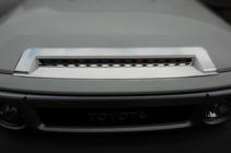 Toyota FJ Cruiser 2006–2022 Chromen motorkaplijst (RVS) foto 3