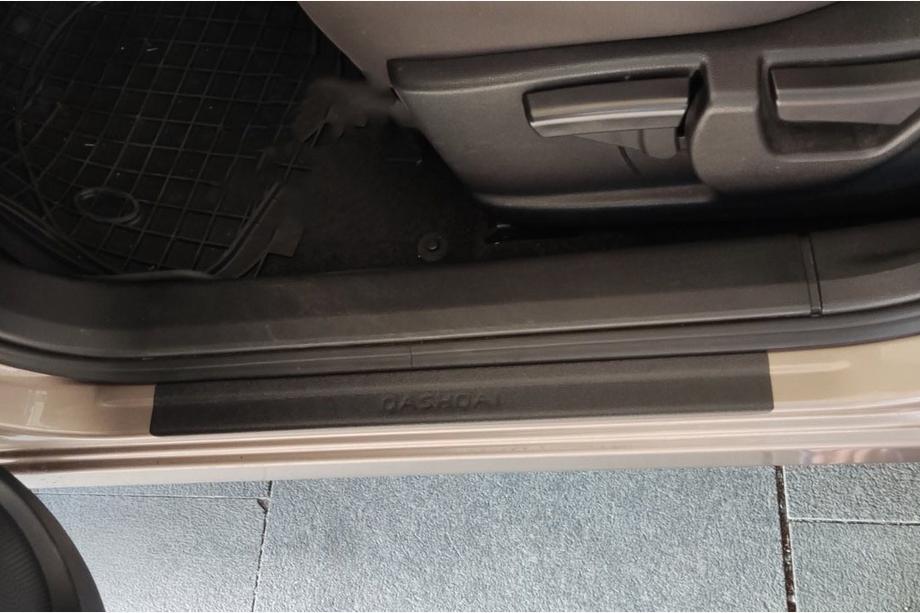 Nissan Qashqai 2010–2014 DDU instaplijsten (set van 4, kunststof) Foto 1