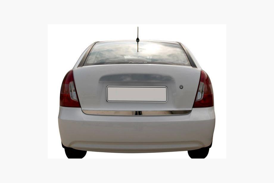 Hyundai Accent 2006–2010 RVS kofferbakrand Image