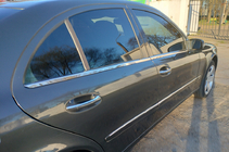 Mercedes E-сlass W211 2002–2009 Buitenste raamomlijsting (RVS) foto 12